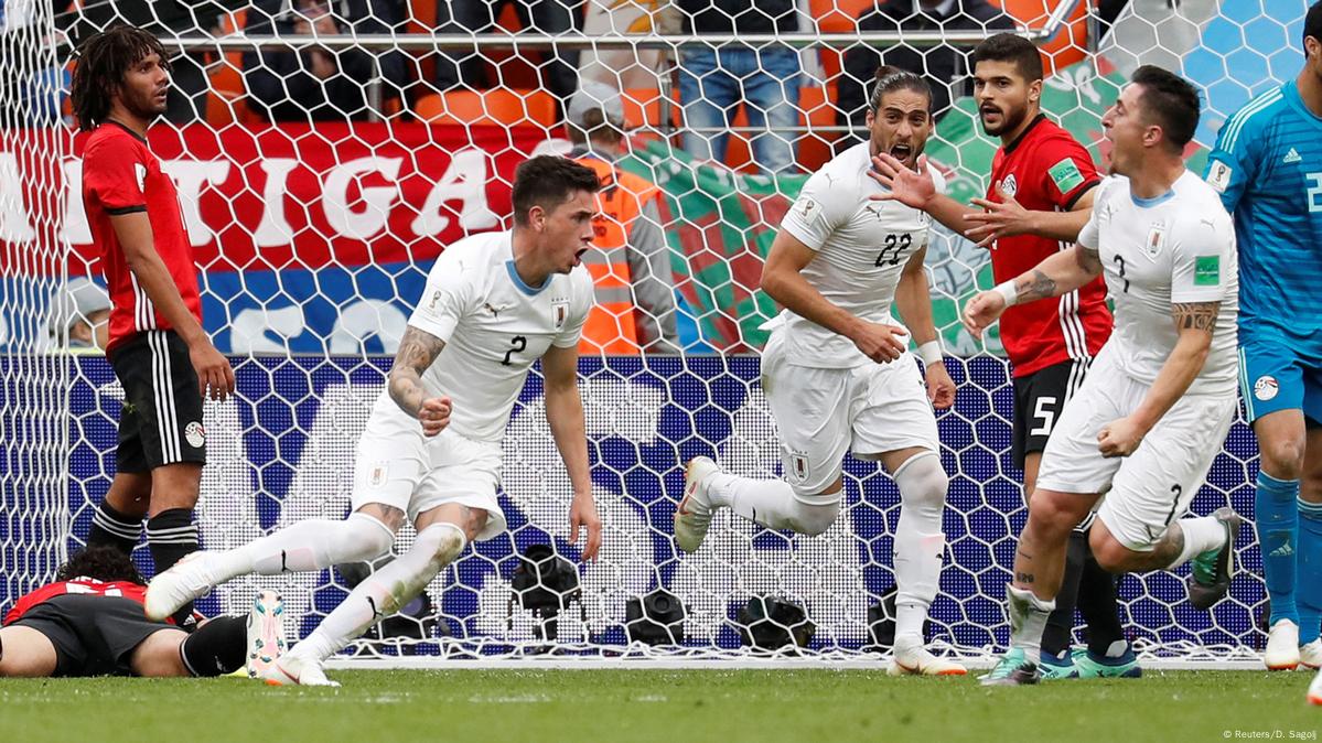 World Cup 18 Last Gasp Uruguay Header Sinks Egypt Dw 06 15 18