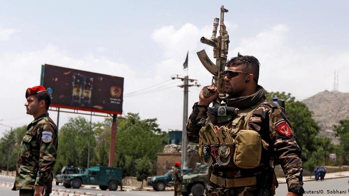 Afghanistan Symbolbild Sicherheitskräfte (Reuters/O. Sobhani)