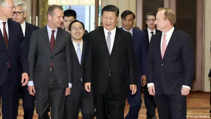 China Präsident Xi Jinping mit Wirtschaftsführerin in Peking