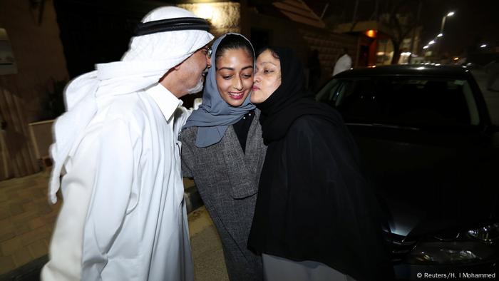 Saudi-Arabien 1. Tag Fahrerlaubnis für Frauen (Reuters/H. I Mohammed)
