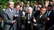 Ein symbolischer Akt: Der ungarische Außenminister Gyula Horn (r) und sein österreichischer Amtskollege Alois Mock (l) durchtrennen am 27. Juni 1989 ein Stück des "Eisernen Vorhangs" zwischen Ungarn und Österreich bei Klingenbach. Foto: Robert Jäger, dpa Ein symbolischer Akt: Der ungarische Außenminister Gyula Horn (r) und sein österreichischer Amtskollege Alois Mock (l) durchtrennen am 27. Juni 1989 ein Stück des "Eisernen Vorhangs" zwischen Ungarn und Österreich bei Klingenbach. Foto: Robert Jäger, dpa