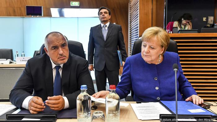 Angela Merkel y el primer ministro de Bulgaria, Bojko Borisov,.
