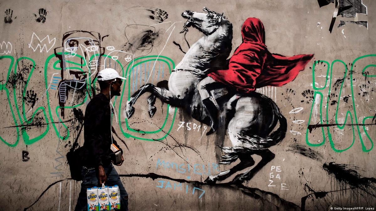 Banksy confirms authorship of Paris mural blitz – DW – 06/28/2018
