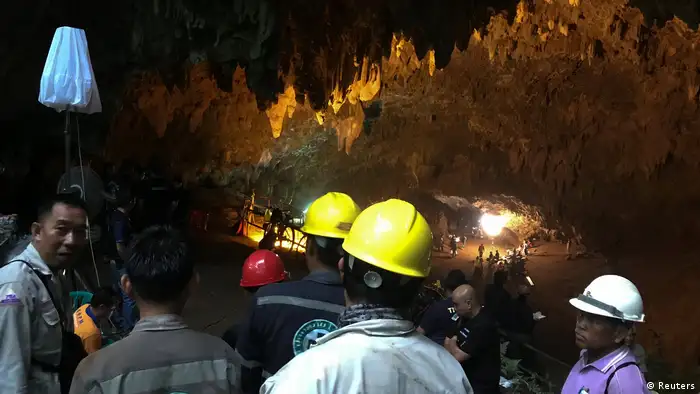 Thailand Rettungsaktion für eine Jungen-Fußballmannschaft in der Tham Luang Höhle (Reuters)