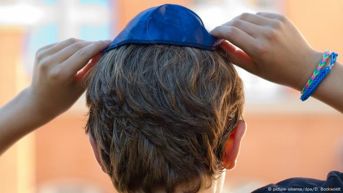 Jewish Student In Berlin Bullied For Months With Anti Semitic Attacks At Renowned High School News Dw 27 06 2018