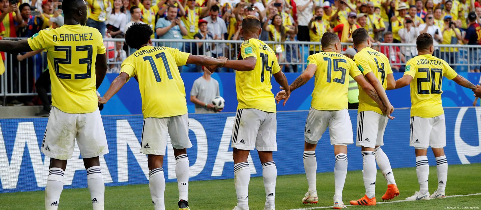 Inglaterra derrotar 3-2 a Uruguay y se mantiene como líder