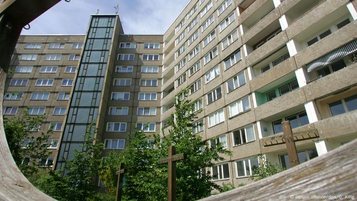 Wohnen im Dresdner Plattenbauviertel