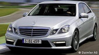 Седан E-Klasse - наиболее популярная машина из палитры Daimler в Китае