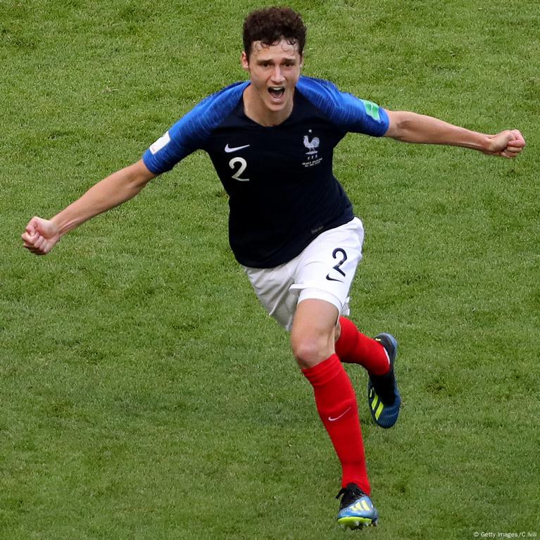 Pavard continues meteoric rise with stunner for France – DW – 06/30/2018