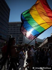 El Orgullo Lgbti Reluce En Varias Capitales Latinoamericanas Destacados Dw 01 07 2018