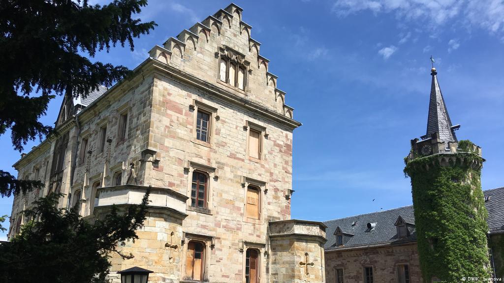 German Castle Expropriated From Russian Owner Europe News And Current Affairs From Around The Continent Dw 16 07 2018
