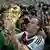 Fussball Weltmeisterschaft 2014 - Kevin Grosskreutz mit WM Pokal 