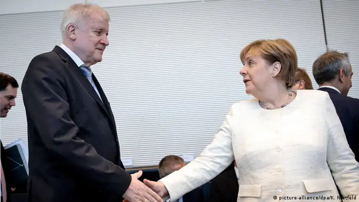Bundestag Fraktionssitzungen Angela Merkel und Horst Seehofer