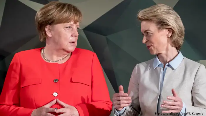 Deutschland Bundeswehrtagung in Berlin | Angela Merkel & Ursula von der Leyen