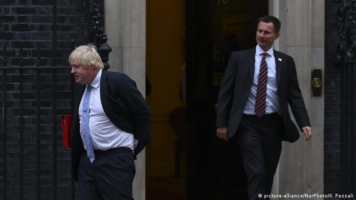 Бывший и нынешний главы МИД Великобритании