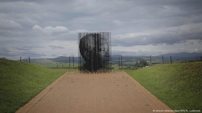 Peringatan 100 Tahun Hari Lahir Pejuang Anti Apartheid Nelson Mandela Dunia Informasi Terkini Dari Berbagai Penjuru Dunia Dw 17 07 2018