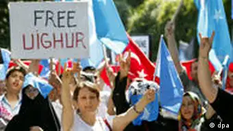 Uiguren und Türken demonstrieren in der Türkei