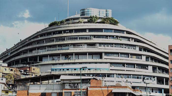 Venezuela Caracas El Helicoide Gefängnis (Getty Images/AFP/J. Barreto)