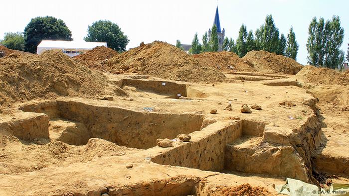 Archaeological dig in Wijtschate (DW/M. Hallam)