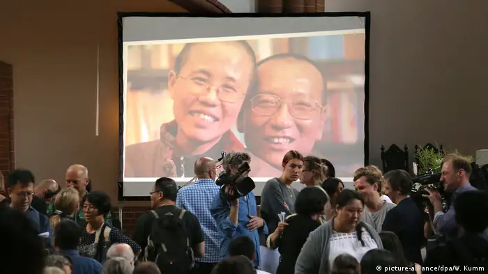 Berlin Gedenken 1. Jahrestag Todestag Liu Xiaobo (picture-alliance/dpa/W. Kumm)