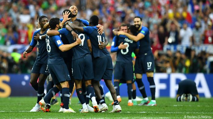 Ù…ÙˆÙ†Ø¯ÙŠØ§Ù„ Ø±ÙˆØ³ÙŠØ§ 2018 ÙØ±Ù†Ø³Ø§ ØªØªÙˆØ¬ Ø¨Ø·Ù„Ø© Ù„Ù„Ø¹Ø§Ù„Ù… Ø±ÙŠØ§Ø¶Ø© ØªÙ‚Ø§Ø±ÙŠØ± ÙˆØªØ­Ù„ÙŠÙ„Ø§Øª Ù„Ø£Ù‡Ù… Ø§Ù„Ø£Ø­Ø¯Ø§Ø« Ø§Ù„Ø±ÙŠØ§Ø¶ÙŠØ© Ù…Ù† Dw Ø¹Ø±Ø¨ÙŠØ© Dw 15 07 2018