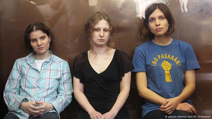 Russland Moskau - Russland muss Entschädigung an Pussy Riot zahlen