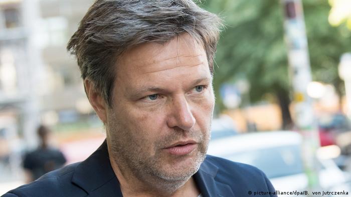 German Green Party chief Robert Habeck quits Twitter after data hack | Germany | News and in-depth reporting from Berlin and beyond | DW | 07.01.2019