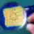 Speicherchip auf Kreditkarte Symbolbild Smartcard