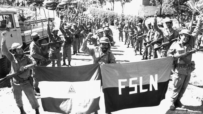 Bürgerkrieg in Nicaragua - Sandinistische Armee (picture-alliance/dpa)