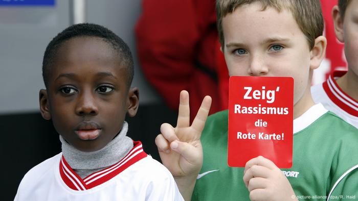 Rassismus im Fussball -