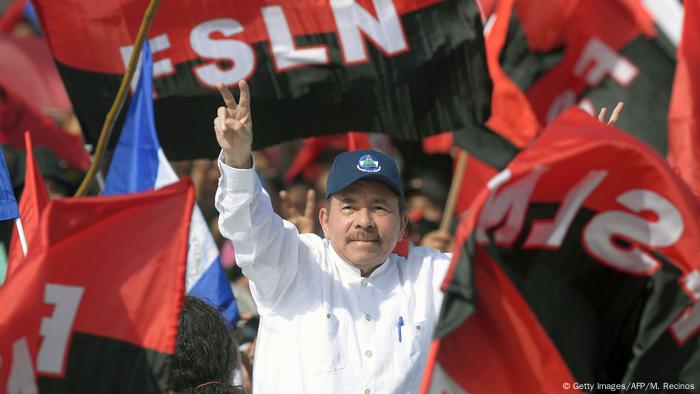Nicaragua - Versammlung der Sandinista mit Präsident Ortega (Getty Images/AFP/M. Recinos)