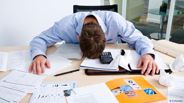 Mana Yang Kamu Pilih Masa Depan Tanpa Kerja Atau Penuh Kerja Indonesia Laporan Topik Topik Yang Menjadi Berita Utama Dw 04 08 2018