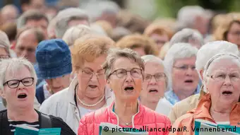 Deutschland Gottesdienst alte Menschen