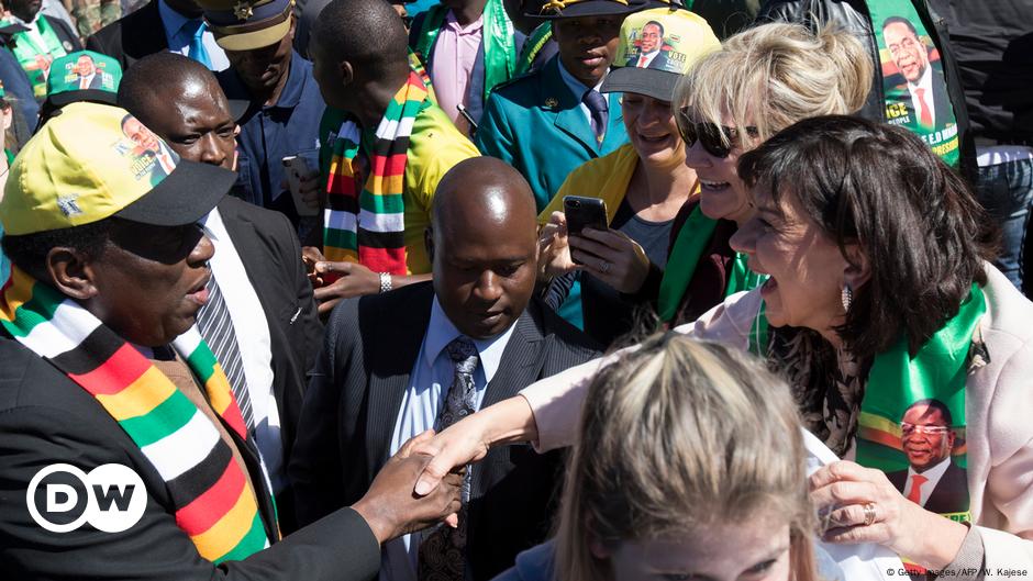 Zimbabwean president appeals to white voters DW 07/21/2018