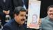 Venezuelas Präsident Maduro präsentiert vergrößerte Kopie einer neuen Banknote Venezuelas Präsident Maduro präsentiert vergrößerte Kopie einer neuen Banknote