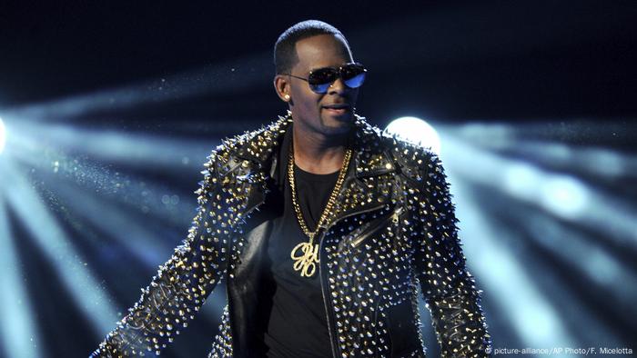 German Petition Seeks To Cancel R Kelly S Tour News Dw 25 01 2019