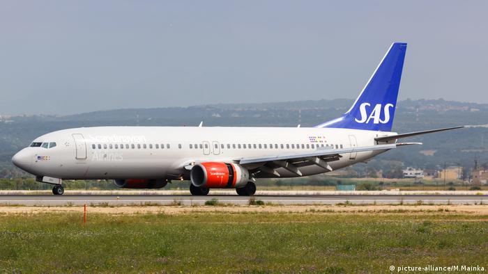 SAS Boeing 737 Flugzeug (picture-alliance/M.Mainka)