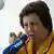 Shirin Ebadi vor Mikrofonen(Foto: DW)