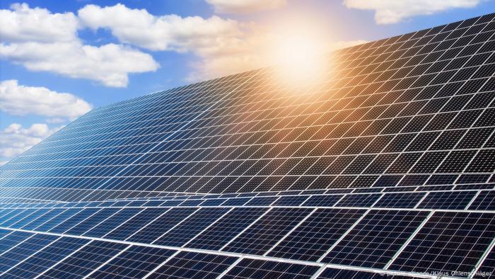 BG Sommerhitze | Photovoltaikanlage mit Solarmodulen BG Sommerhitze | Photovoltaikanlage mit Solarmodulen