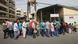 Fila diante da embaixada da Alemanha em Beirute, Líbano Fila diante da embaixada da Alemanha em Beirute, Líbano