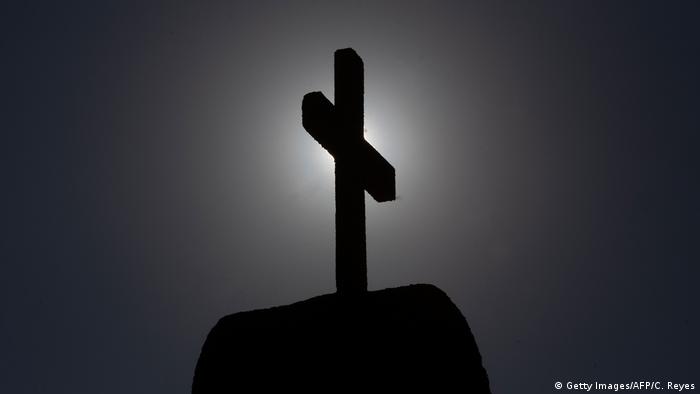 Picture of a cross taken in Punta de Tralca, west of Santiago