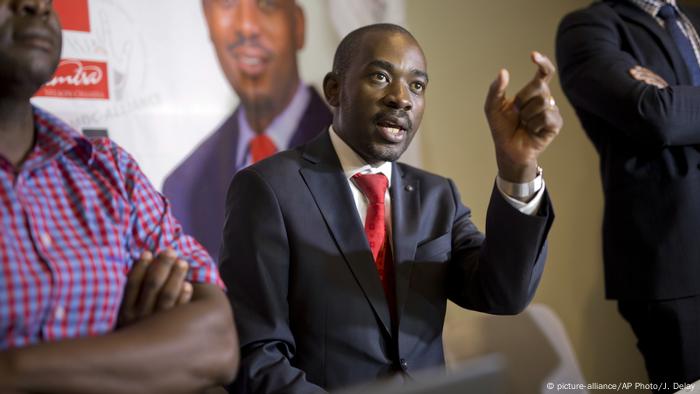 Nelson Chamisa (picture-alliance/AP Photo/J. Delay)