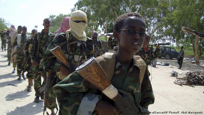 Somalia Kämpfer der Terrormiliz al-Shabaab