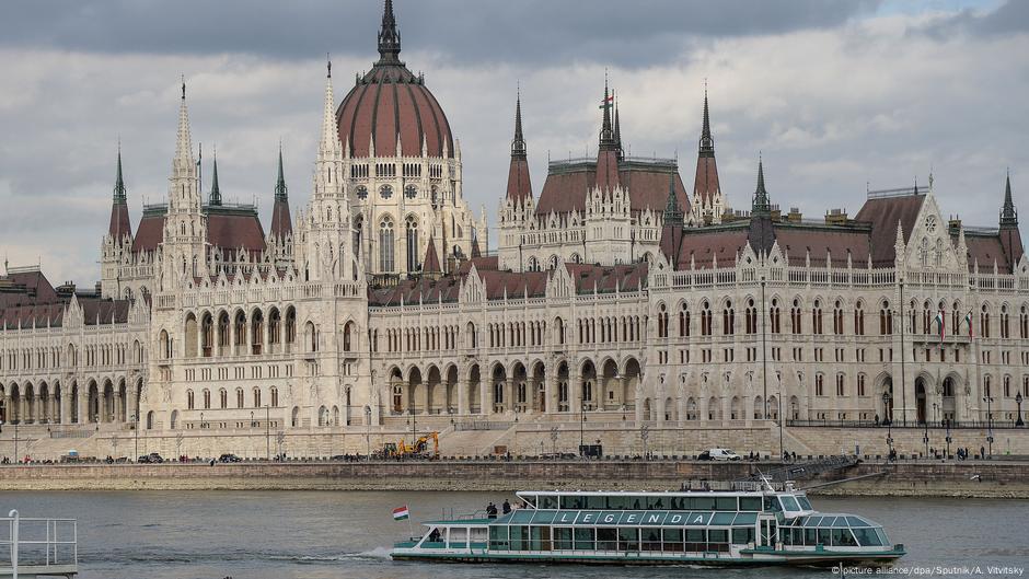 Viktor Orban S Campaign Against George Soros Mercenaries Europe News And Current Affairs From Around The Continent Dw 04 08 2018 Viktor Orban S Campaign Against George Soros Mercenaries Europe News And Current Affairs From Around The Continent Dw 04 08 2018