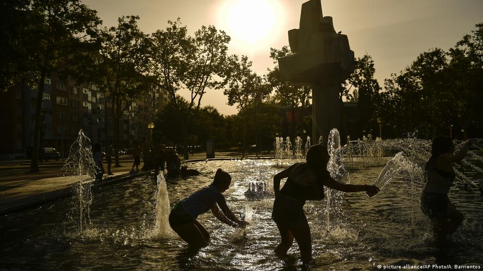 Europe swelters as heat wave sizzles on