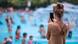 Deutschland Symbolbild Fotografieren im Freibad Deutschland Symbolbild Fotografieren im Freibad