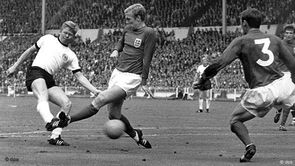 1:0 bei der WM 1966 in England durch Helmut Haller (Foto: dpa)
