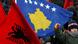 Flaggen von Albanien und Kosovo Flaggen von Albanien und Kosovo