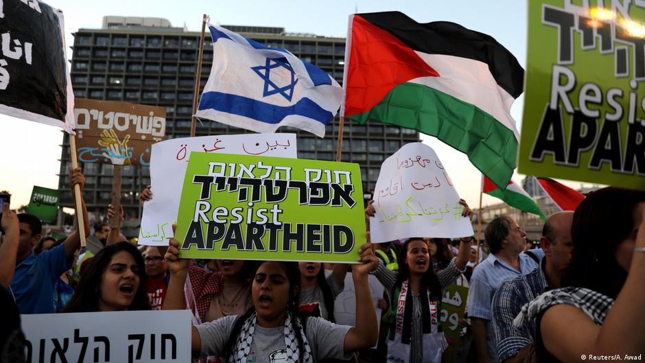 Multitudinaria protesta en Tel Aviv contra una "ley racista"