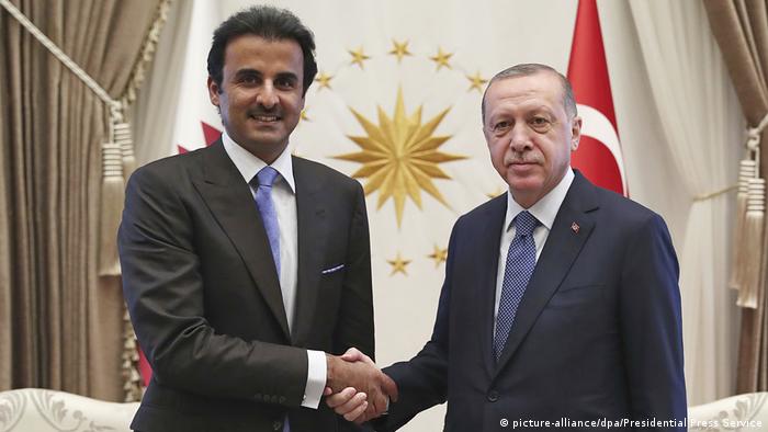 Türkei Scheich Tamim bin Hamad al-Thani besucht Erdogan (picture-alliance/dpa/Presidential Press Service)